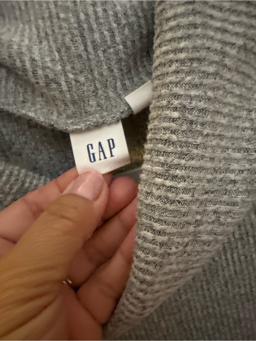 Sweater Subcategory Identification - Picture 2 of 4